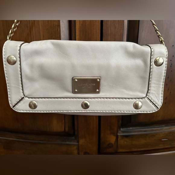 Michael Kors Clutch and Shoulder Bag - Picture 5 of 9